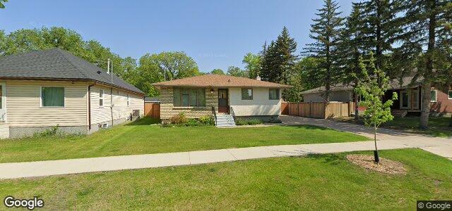 Larawan ng 879 Du Couvent Avenue sa Winnipeg, Manitoba