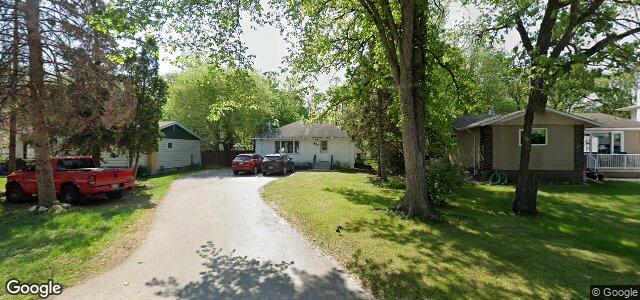Larawan ng 880 Lemay Avenue sa Winnipeg, Manitoba