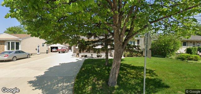 Larawan ng 903 Lemay Avenue sa Winnipeg, Manitoba