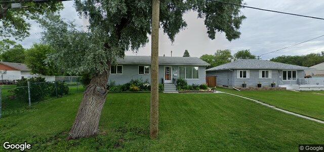 Larawan ng 909 St Therese Avenue sa Winnipeg, Manitoba