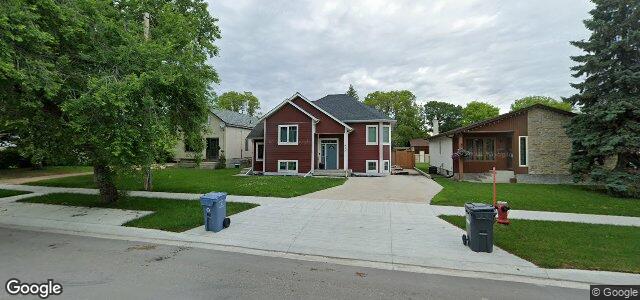 Larawan ng 915 De L'Eglise Avenue sa Winnipeg, Manitoba