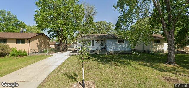 Larawan ng 935 Lemay Avenue sa Winnipeg, Manitoba