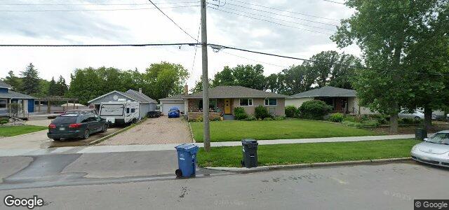 Larawan ng 944 De L'Eglise Avenue sa Winnipeg, Manitoba