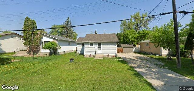 Photo of 955 Lemay Avenue in Winnipeg, Manitoba