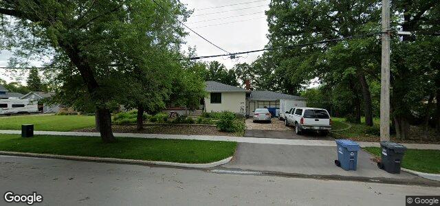 Larawan ng 958 De L'Eglise Avenue sa Winnipeg, Manitoba