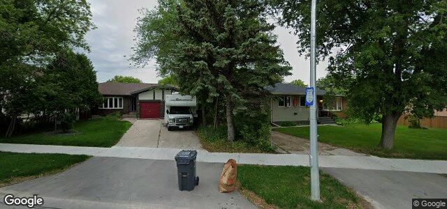 Larawan ng 965 De L'Eglise Avenue sa Winnipeg, Manitoba