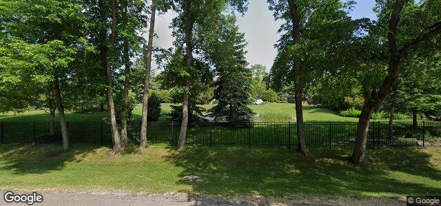 Larawan ng 303 Christie Road sa Winnipeg, Manitoba