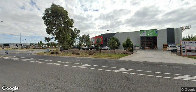 Larawan ng 1 Drake Boulevard sa Winnipeg, Manitoba