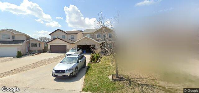 Larawan ng 10 Leonard Shakespeare Bay sa Winnipeg, Manitoba