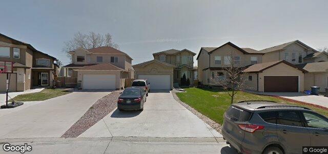 Larawan ng 50 Leonard Shakespeare Bay sa Winnipeg, Manitoba