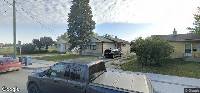 Larawan ng 864 Archibald Street sa Winnipeg, Manitoba