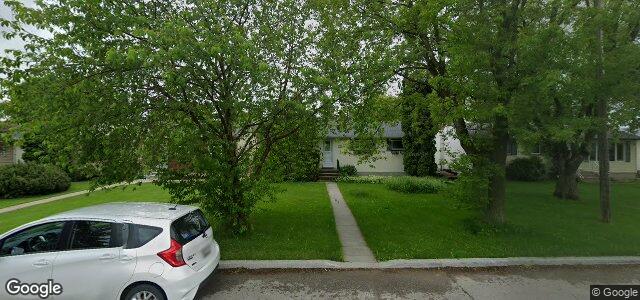 Larawan ng 10 Amarynth Crescent sa Winnipeg, Manitoba
