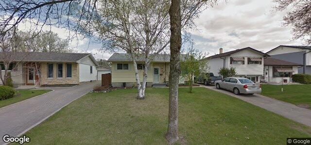 Larawan ng 121 Wharton Boulevard sa Winnipeg, Manitoba