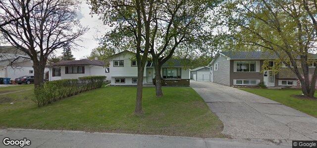 Larawan ng 132 Wharton Boulevard sa Winnipeg, Manitoba