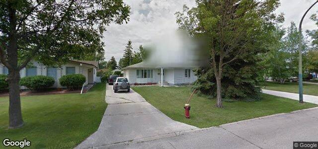 Larawan ng 212 Wharton Boulevard sa Winnipeg, Manitoba