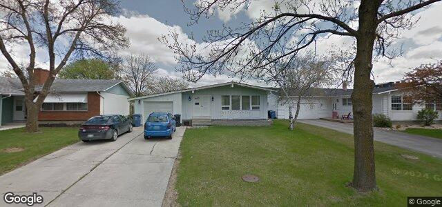 Larawan ng 245 Wharton Boulevard sa Winnipeg, Manitoba