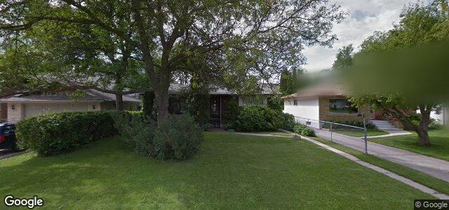 Larawan ng 30 Amarynth Crescent sa Winnipeg, Manitoba