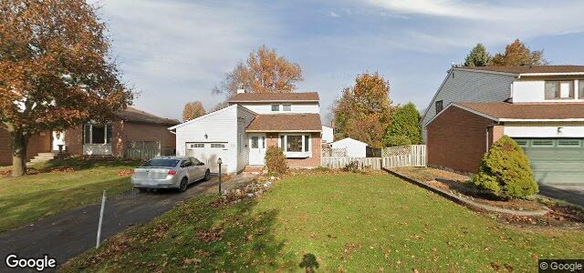 Larawan ng 30 Sage Crescent sa Winnipeg, Manitoba