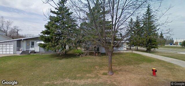 Larawan ng 310 Wharton Boulevard sa Winnipeg, Manitoba