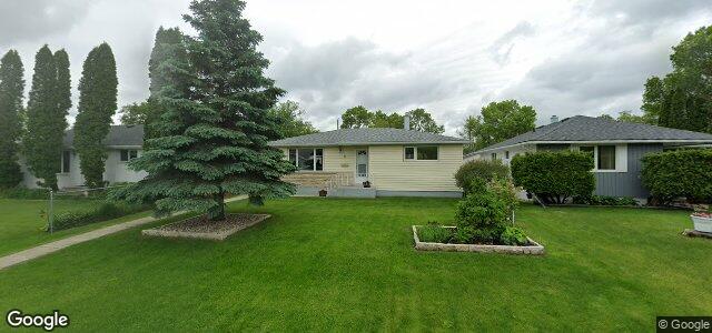 Larawan ng 4 Antoine Avenue sa Winnipeg, Manitoba