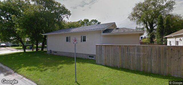 Larawan ng 644 Parkhill Street sa Winnipeg, Manitoba