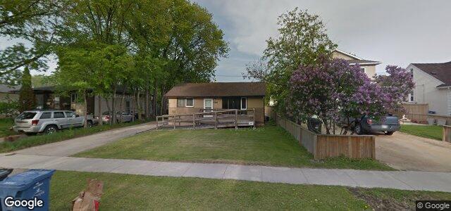Photo of 657 Parkdale Street in Winnipeg, Manitoba