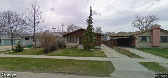 Photo of 670 Parkdale Street in Winnipeg, Manitoba