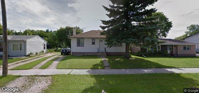 Larawan ng 681 Parkhill Street sa Winnipeg, Manitoba