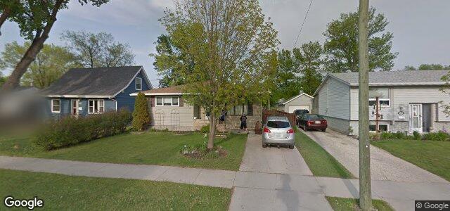Larawan ng 693 Parkdale Street sa Winnipeg, Manitoba