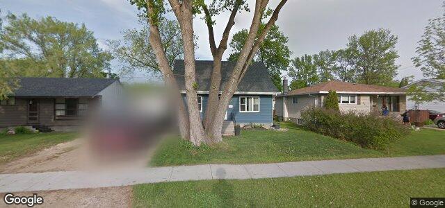 Larawan ng 697 Parkdale Street sa Winnipeg, Manitoba