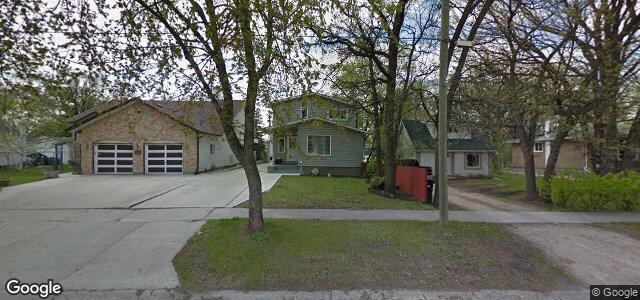 Larawan ng 704 Vimy Road sa Winnipeg, Manitoba