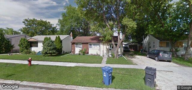 Larawan ng 718 Parkhill Street sa Winnipeg, Manitoba