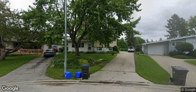 Larawan ng 72 Amarynth Crescent sa Winnipeg, Manitoba