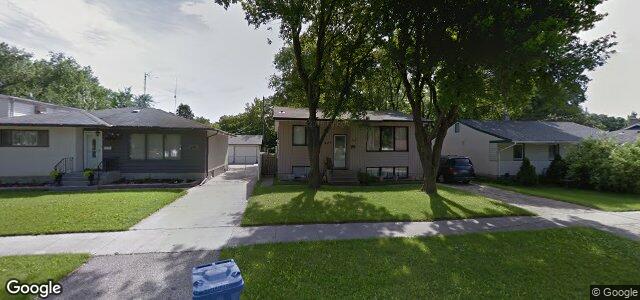Larawan ng 721 Parkhill Street sa Winnipeg, Manitoba