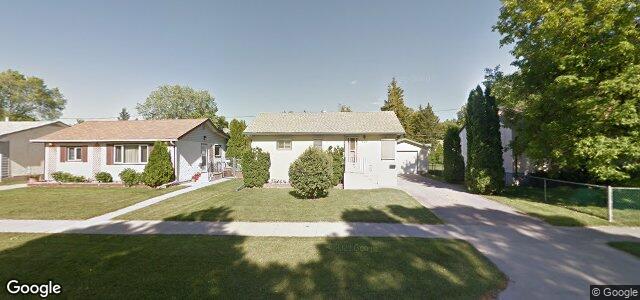 Larawan ng 729 Parkdale Street sa Winnipeg, Manitoba