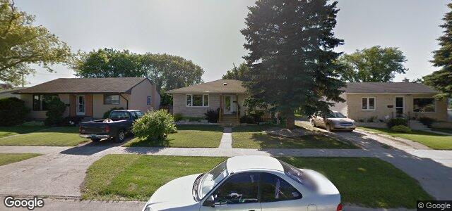 Photo of 746 Parkdale Street in Winnipeg, Manitoba