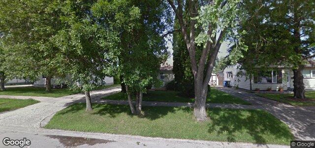 Larawan ng 750 Parkhill Street sa Winnipeg, Manitoba