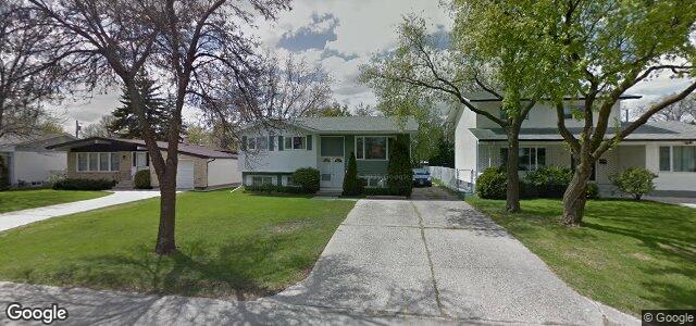 Larawan ng 76 Wharton Boulevard sa Winnipeg, Manitoba