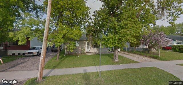 Larawan ng 761 Parkdale Street sa Winnipeg, Manitoba