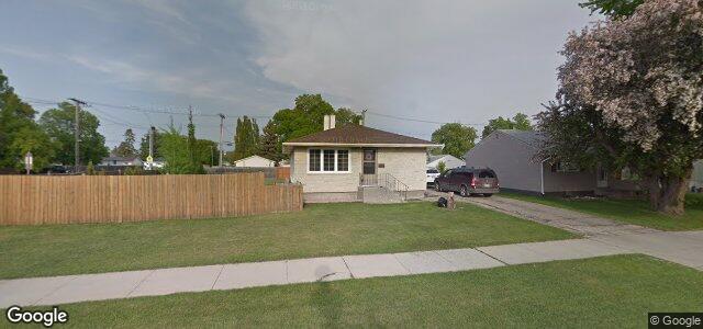 Larawan ng 773 Parkdale Street sa Winnipeg, Manitoba