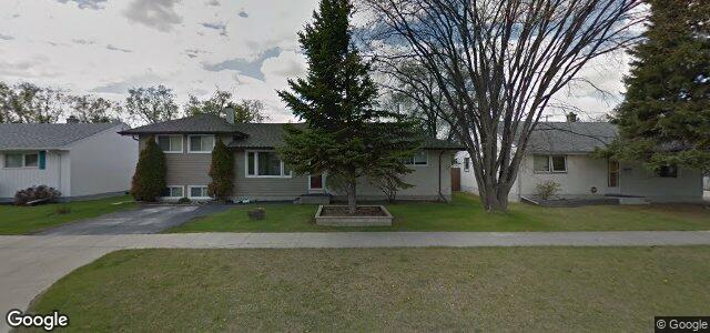 Larawan ng 774 Parkhill Street sa Winnipeg, Manitoba