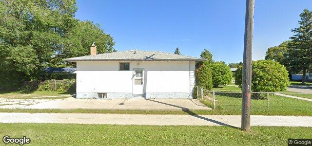 Larawan ng 786 Parkdale Street sa Winnipeg, Manitoba