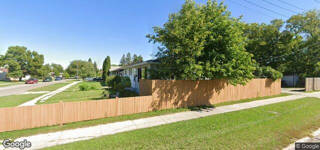 Larawan ng 789 Parkhill Street sa Winnipeg, Manitoba
