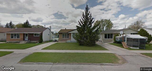 Larawan ng 810 Parkhill Street sa Winnipeg, Manitoba