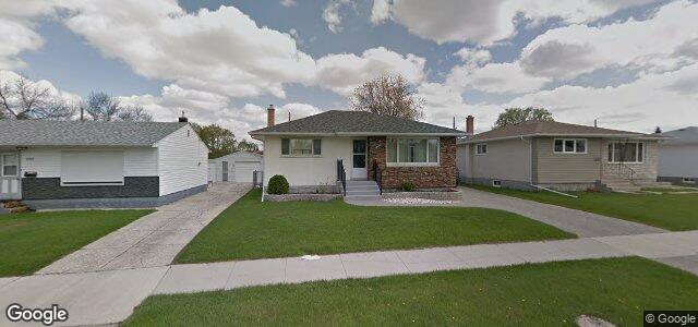 Larawan ng 821 Parkdale Street sa Winnipeg, Manitoba