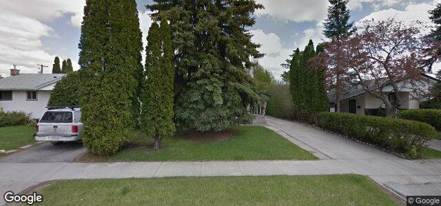 Larawan ng 825 Parkhill Street sa Winnipeg, Manitoba