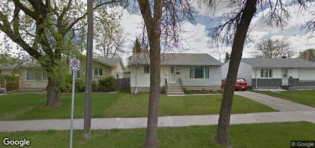 Larawan ng 829 Parkdale Street sa Winnipeg, Manitoba