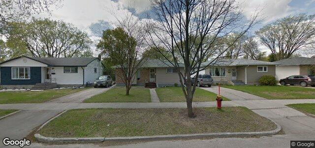Larawan ng 834 Parkdale Street sa Winnipeg, Manitoba