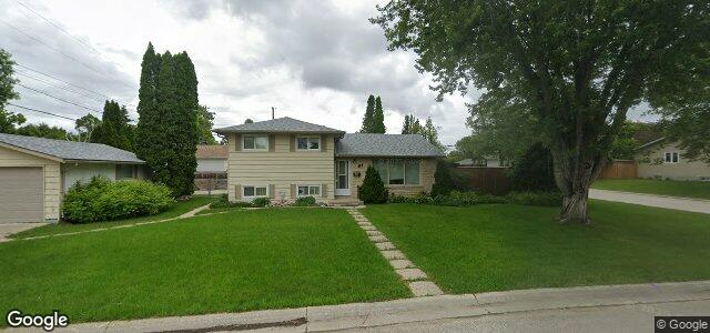 Larawan ng 84 Amarynth Crescent sa Winnipeg, Manitoba