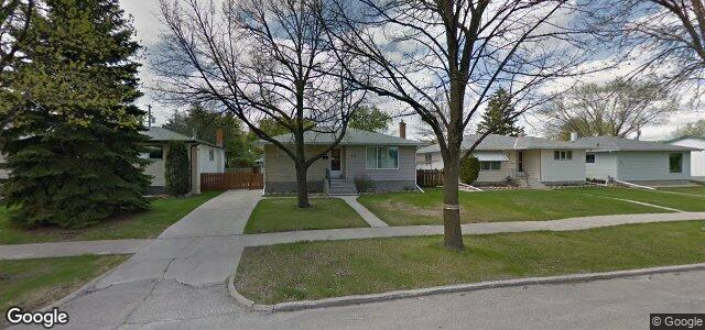 Larawan ng 854 Parkdale Street sa Winnipeg, Manitoba